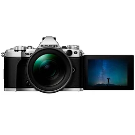 Беззеркальный фотоаппарат Olympus E-M5 Mark II Silver с объективом 12-40 PRO Black фото #3