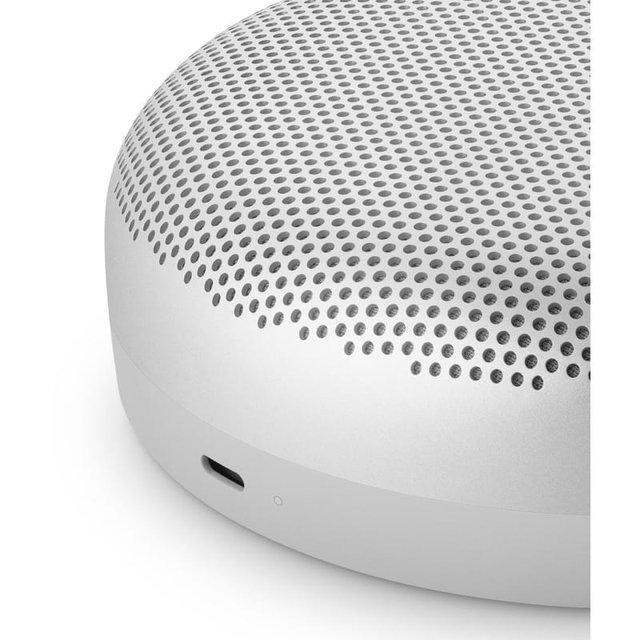 Колонки Bluetooth Bang & Olufsen BeoSound A1 2nd Gen, Grey Mist - фото #5