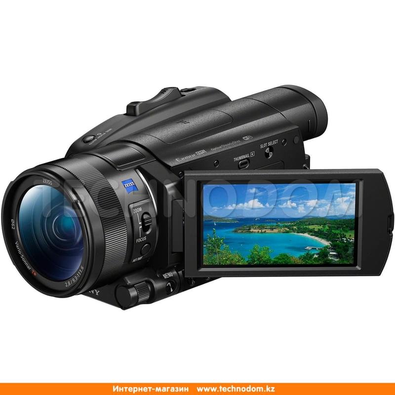 Видеокамера Sony FDR-AX700 - фото #1