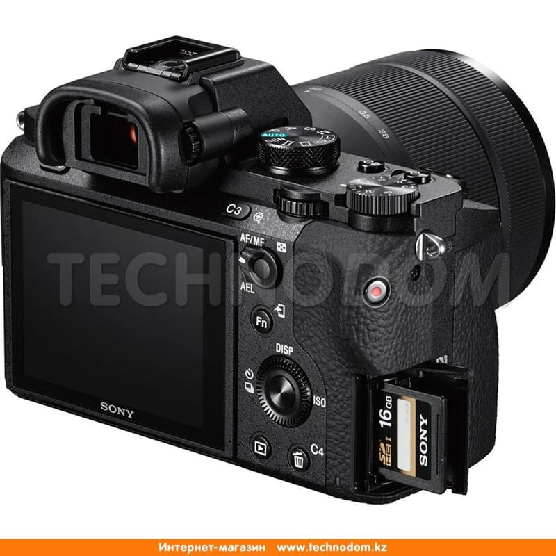 Беззеркальный фотоаппарат Sony ILCE-7 II + SEL 28-70mm f/3.5-5.6 OSS - фото #6
