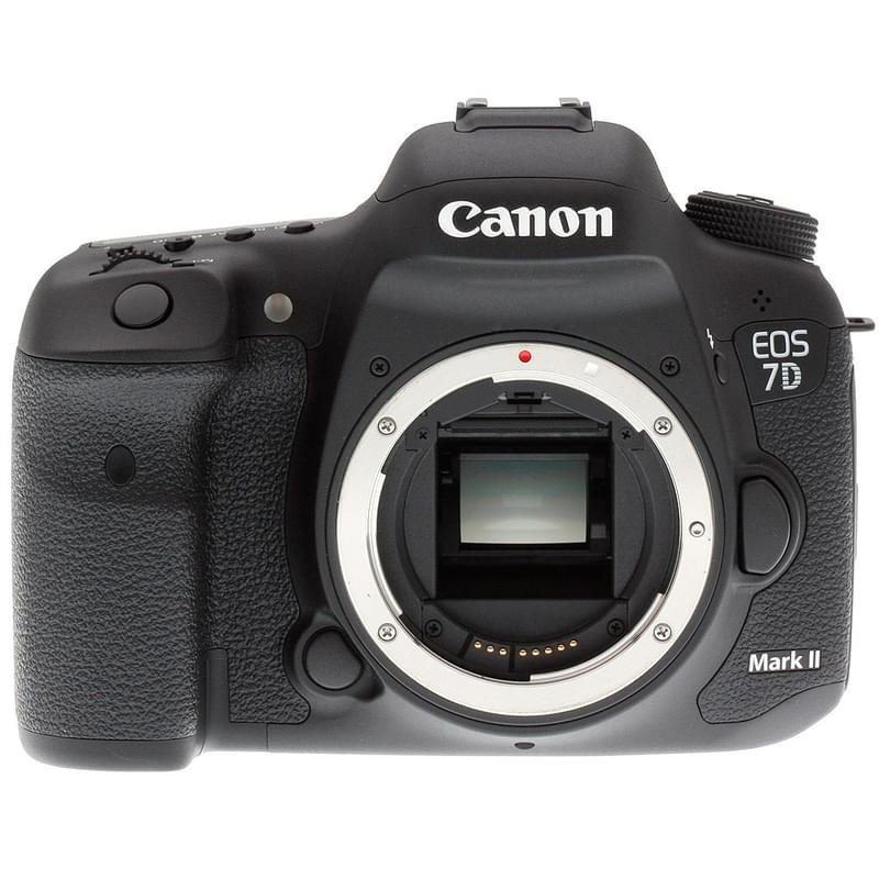 Зеркальный фотоаппарат Canon EOS 7D Mark II + EF 18-135 IS + WE1 - фото #0