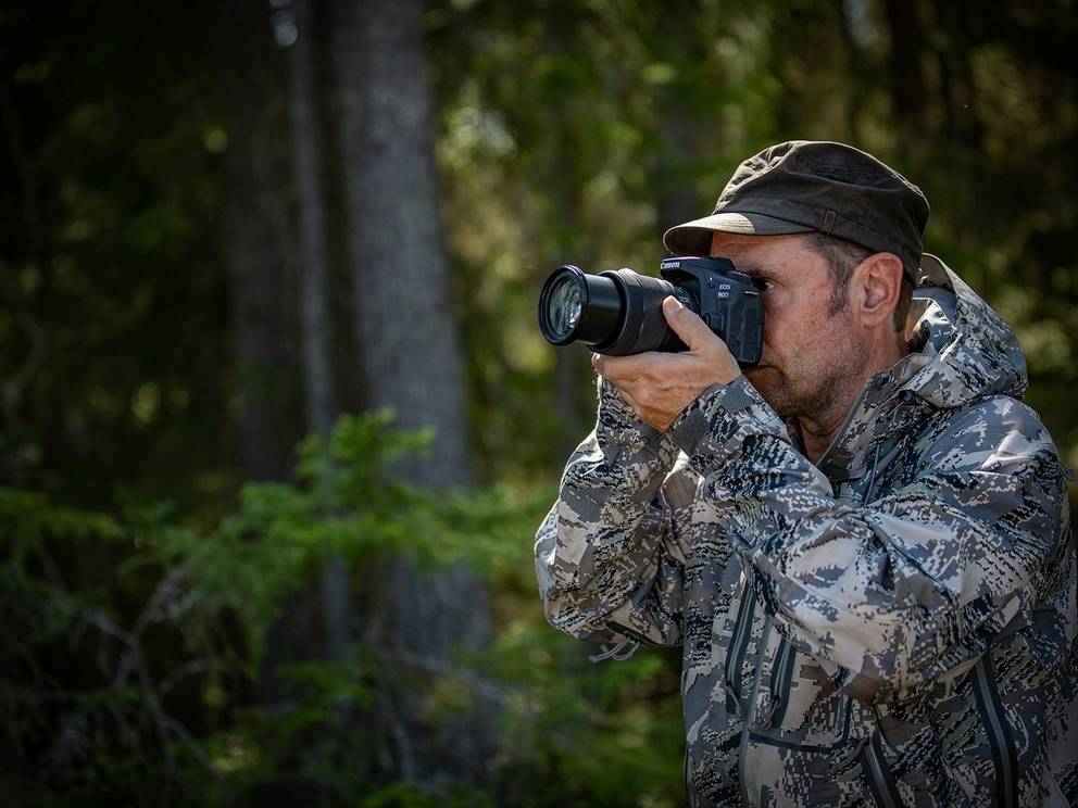 Зеркальный фотоаппарат Canon EOS 90D Body - купить по лучшей цене в ...