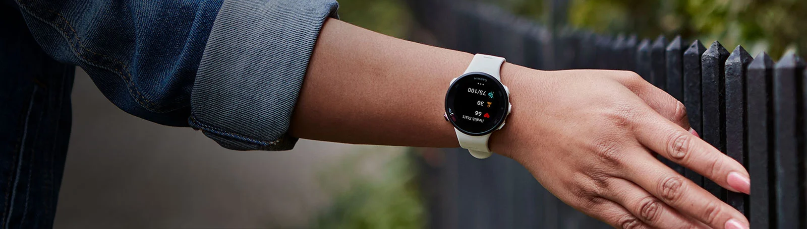 Garmin Smart Watch Forerunner 45S Iris
